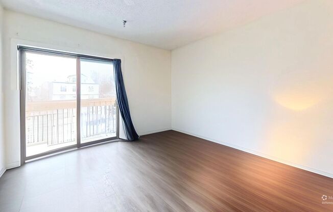 37 S. Williams Street (Exeter)