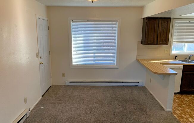 2 Bedroom House w/ Basement & Garage