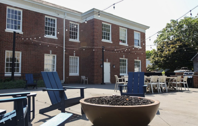 1 bed, 1 bath, 482 sqft, $1,325, Unit L108