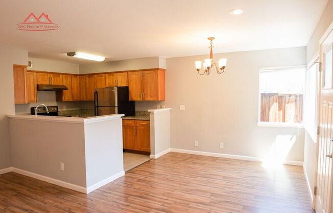 1824 El Parque Ct