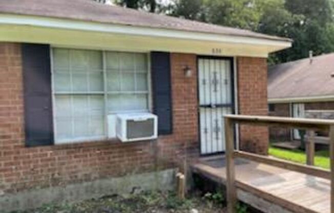 Available Now!  MOVE IN SPECIAL HALF OFF FIRST MONTHS RENT!