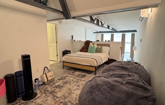 1 bed, 2 baths, 969 sqft, $1,495, Unit L108