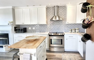 166 QUINCY SHR DR