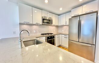 1 bed, 1 bath, $4,200