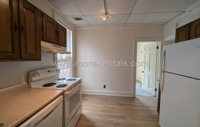 2 beds, 1 bath, 600 sqft, $1,300, Unit 51 Stewart