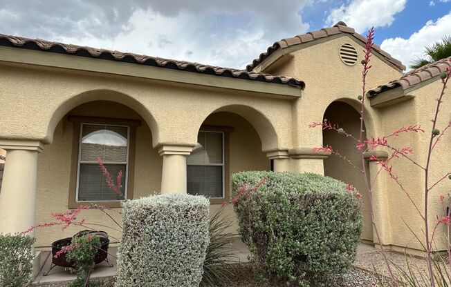 Single story town home with 3 bedrooms and 2 bath in Summerlin