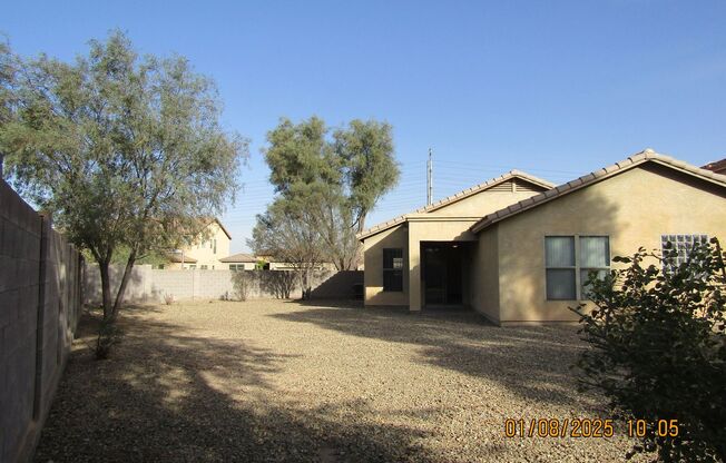 3 beds, 2 baths, $1,895