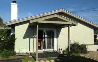 3 Bedroom 2 Bathroom Home In San Diego