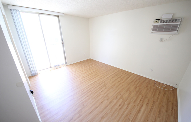 1 bed, 1 bath, 750 sqft, $3,095, Unit 101