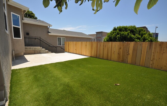 6BD/3BA on College Ave!