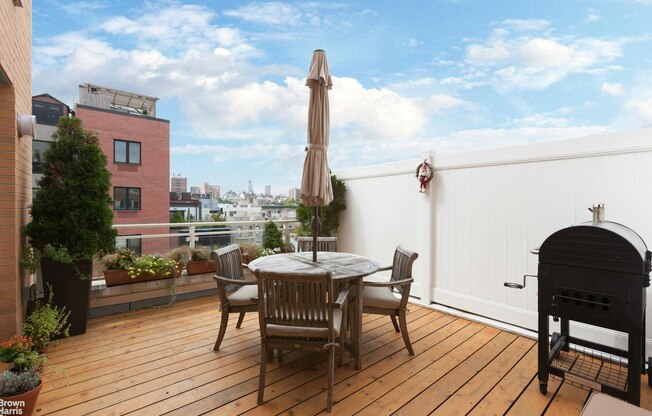301 W 115 ST