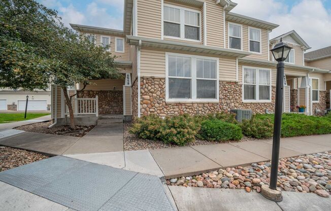 Two Story End Unit Townhome in Stetson Hills