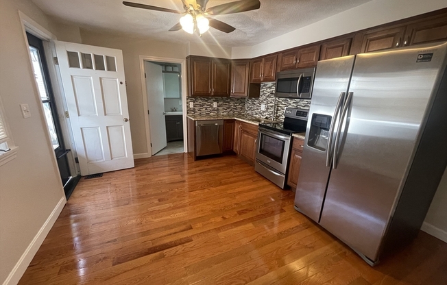 1 bed, 1 bath, 1,000 sqft, $2,400, Unit 1