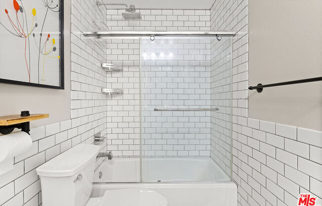 2 beds, 2 baths, 1,203 sqft, $3,800, Unit 205