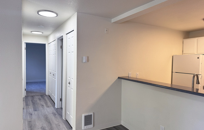 2 beds, 2 baths, 984 sqft, $2,175, Unit B203