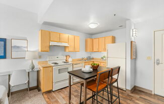 Dining Room at Pacific Tower Apartments, Oregon, 97209