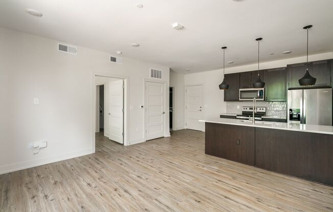 1 bed, 1 bath, $1,485, Unit 1050 N 4th St. Apt. 217
