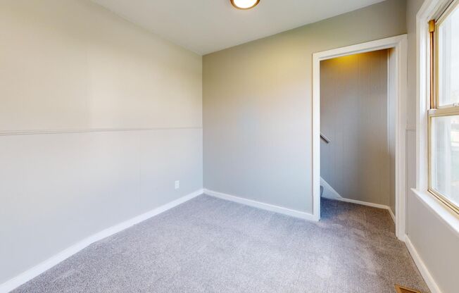 2 beds, 1 bath, $1,250