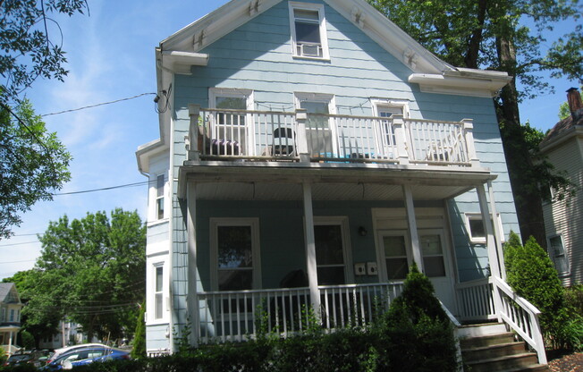 164 WILLOW AVE