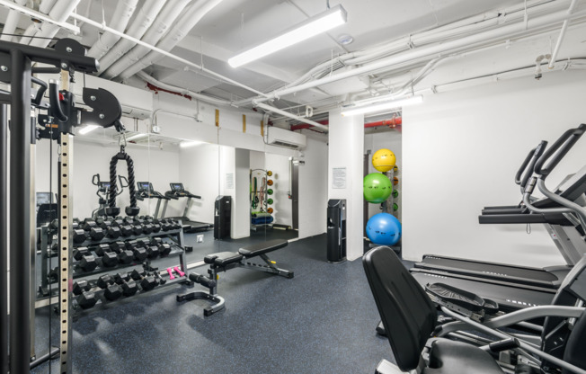 Studio, 1 bath, $2,995, Unit 5E