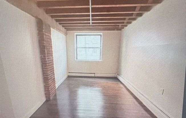 1 bed, 1 bath, 805 sqft, $1,510, Unit C-010