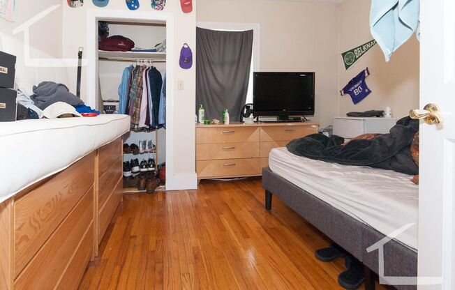 52 Falkland St #1A Boston MA 02135