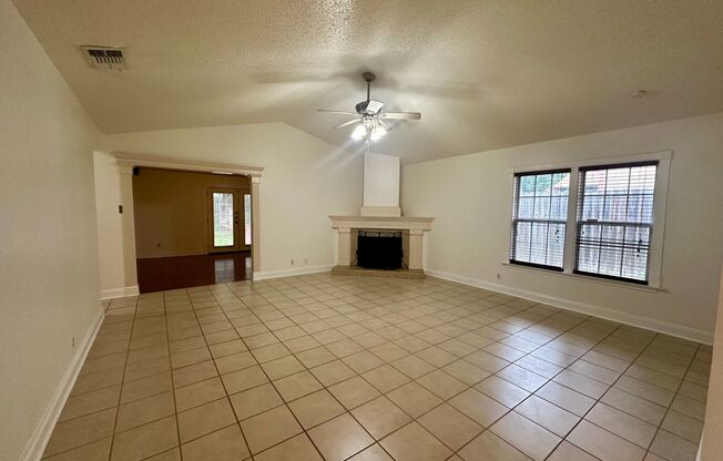 Great Location ~ 3/2 Single Story w/ tons of Possibilities!