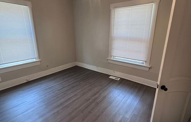 3 beds, 1 bath, $1,150