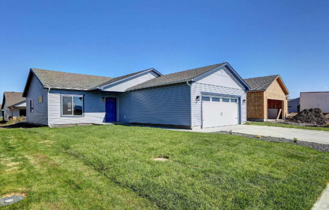 Stunning 2 Bed, 2 Bath Cul-de-sac Rancher in West Plains!