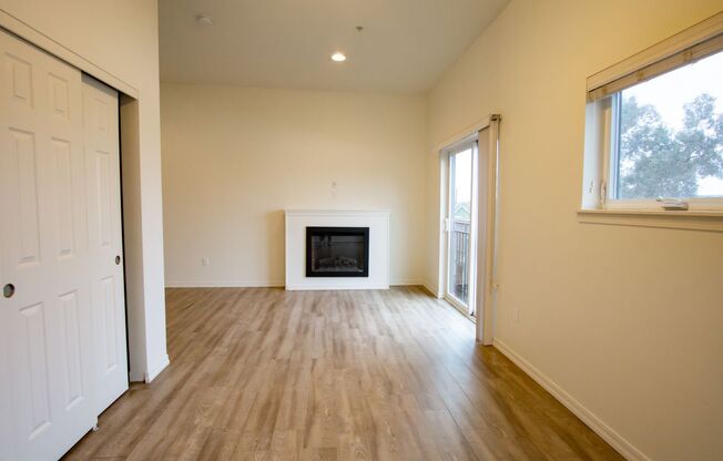 15 NE 57 AVE