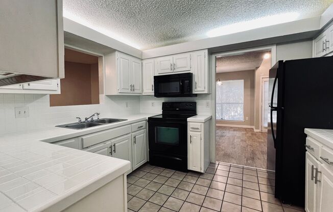 Great Townhouse in Great Hills / Arboretum with 3 bedrooms, 2.5 baths