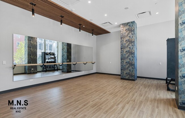 1 bed, 1 bath, $3,774, Unit 724