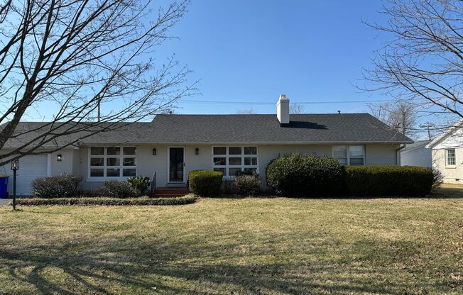705 Hampton Drive