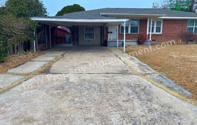 4 beds, 2 baths, $1,250