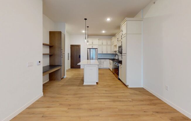 1 bed, 1 bath, 688 sqft, $1,750, Unit 400 Oak Grove Lane #304