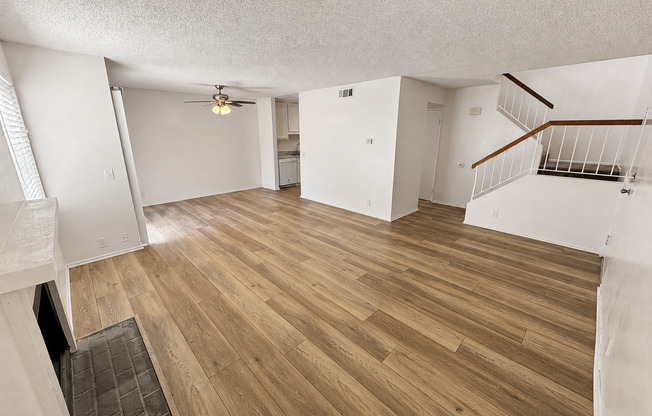 Ralston Village Townhome- Great Amenities!