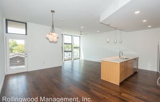 1322 E. 12th #306