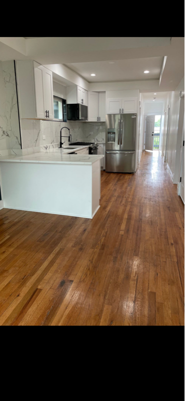 3316 W FLOURNOY