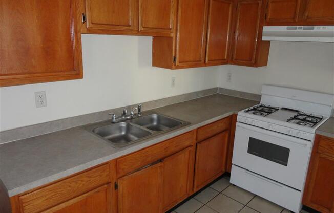 3 beds, 2 baths, $1,495