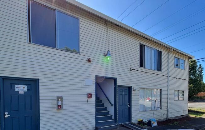 MF 38 - N Oswego Apts