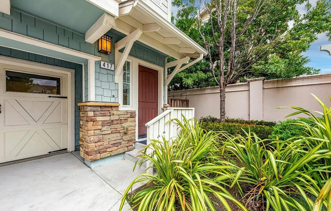 Amazing 3 bed 2 Bath Townhome!