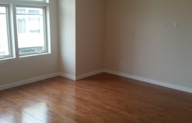 Gorgeous 1BR/1.5BA Fishtown Apartment Available Now