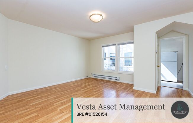 1665 Chestnut Street ***