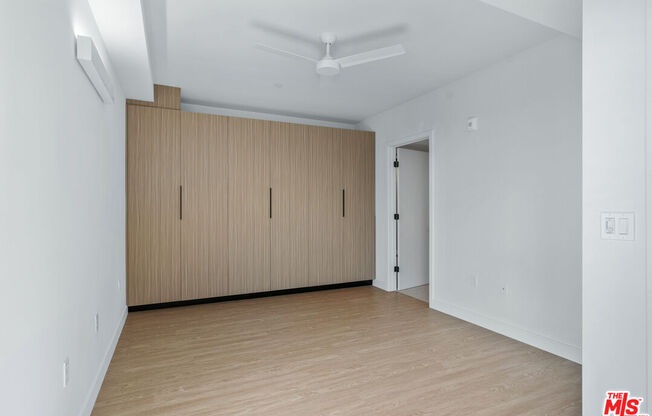 1 bed, 1 bath, 575 sqft, $3,550, Unit 434
