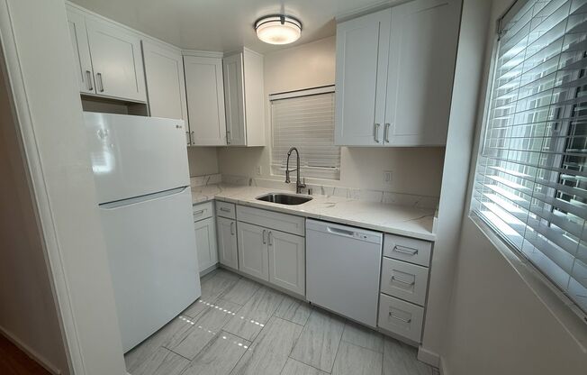 Outside Leasing - 1 West Santa Inez