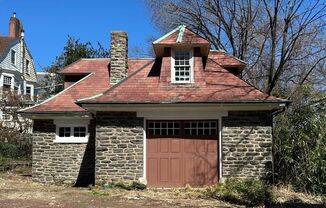 260 West Johnson Street