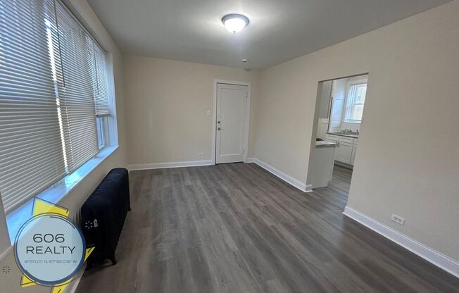 Studio, 1 bath, $850, Unit 5017-12