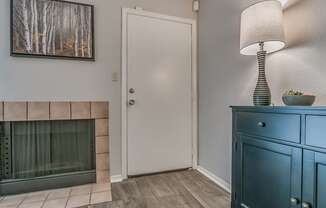 The Lakes Apartments