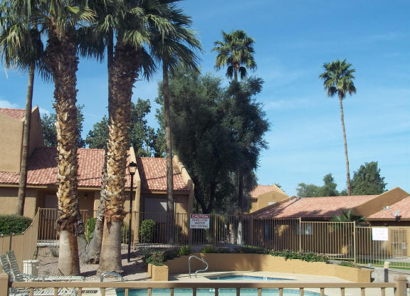 2 beds, 1.5 baths, $1,250, Unit # 1041