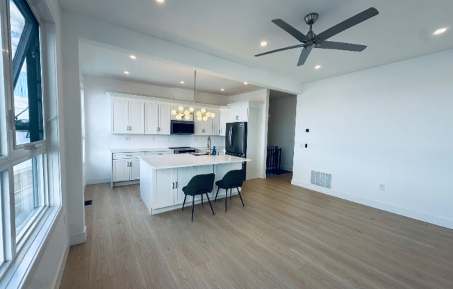 280 ENDICOTT AVE